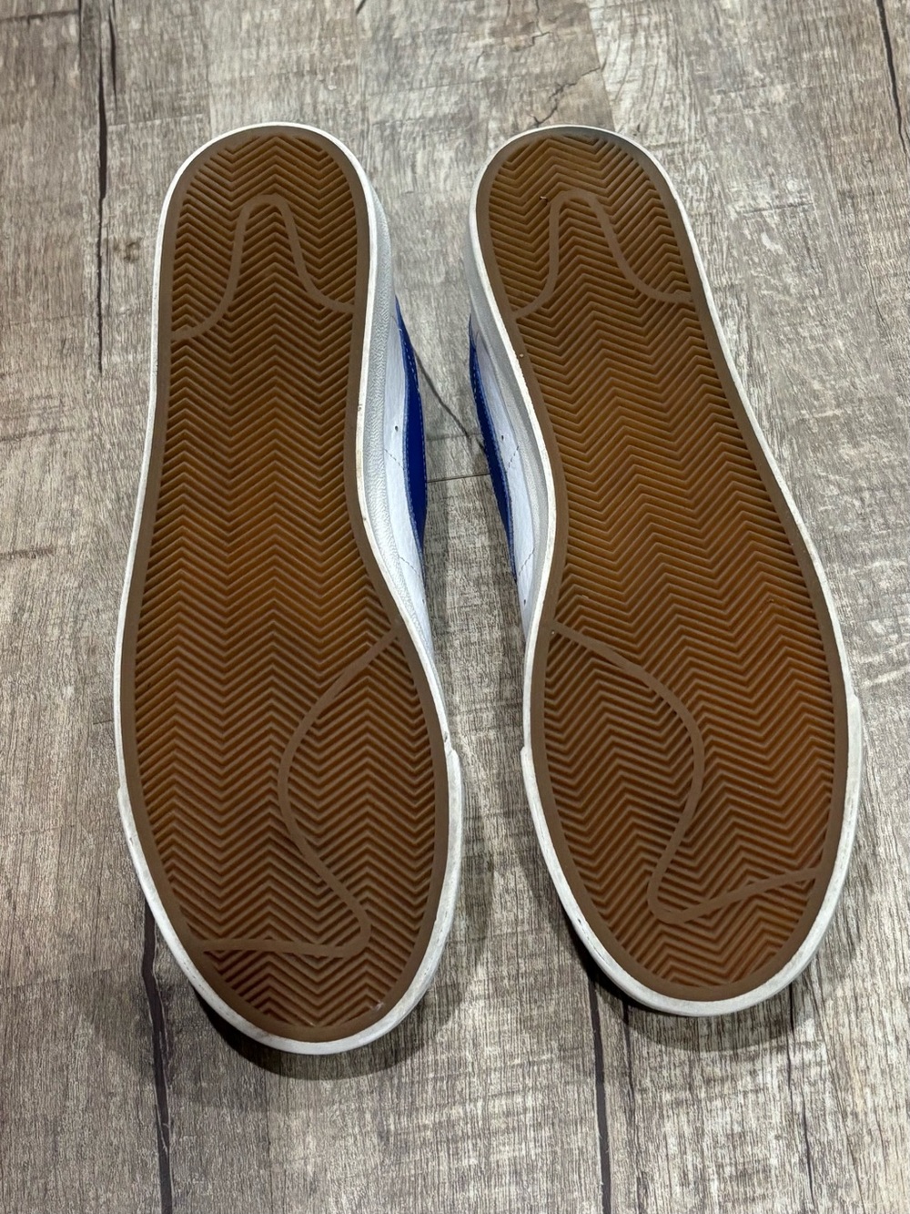 Nike Blazer Low Leather Astronomy Blue White Low-Top Sneakers with Blue Swoosh. - Picture 4 of 4